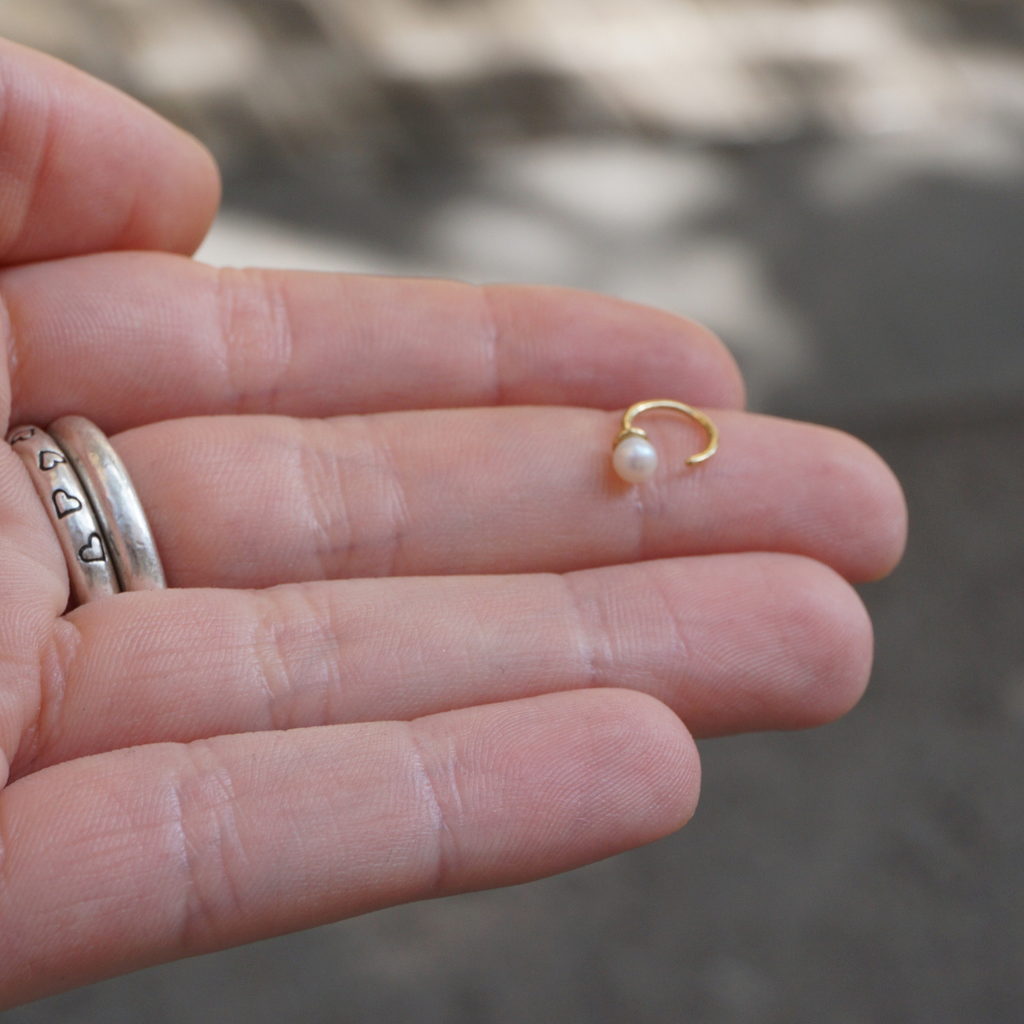 Besoin d'une boucle d'oreille en perles