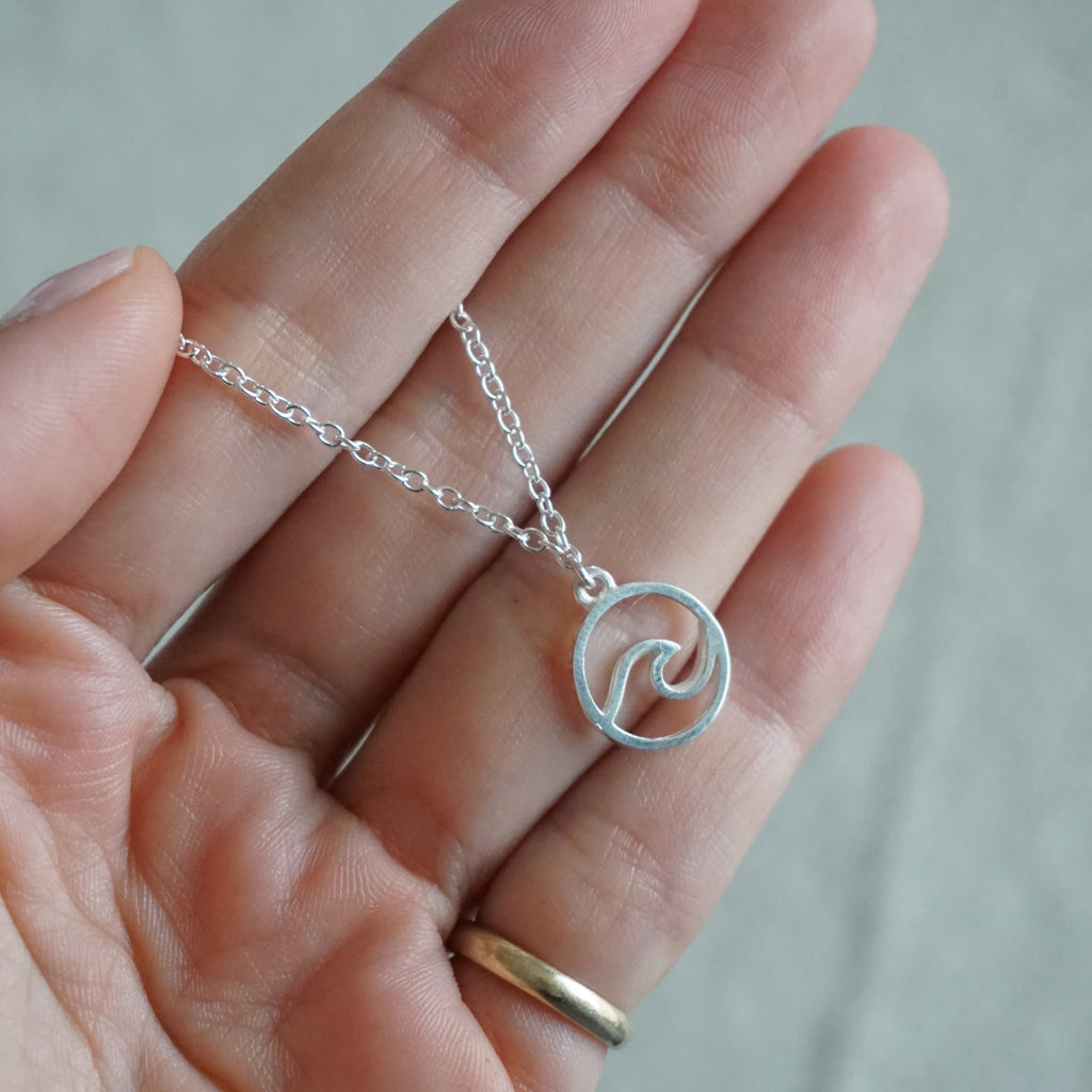 The on sale wave necklace