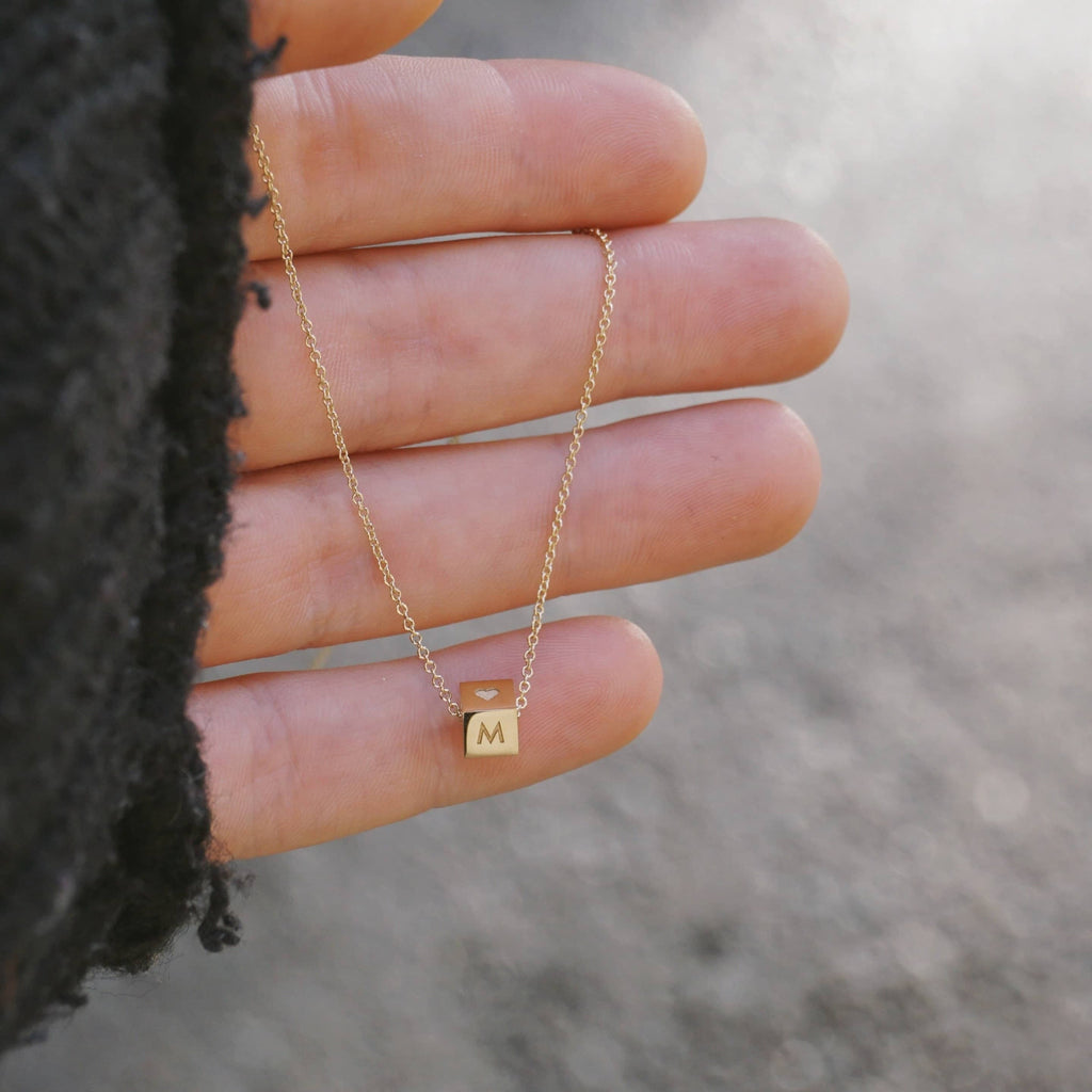 18kt Gold Cube Necklace